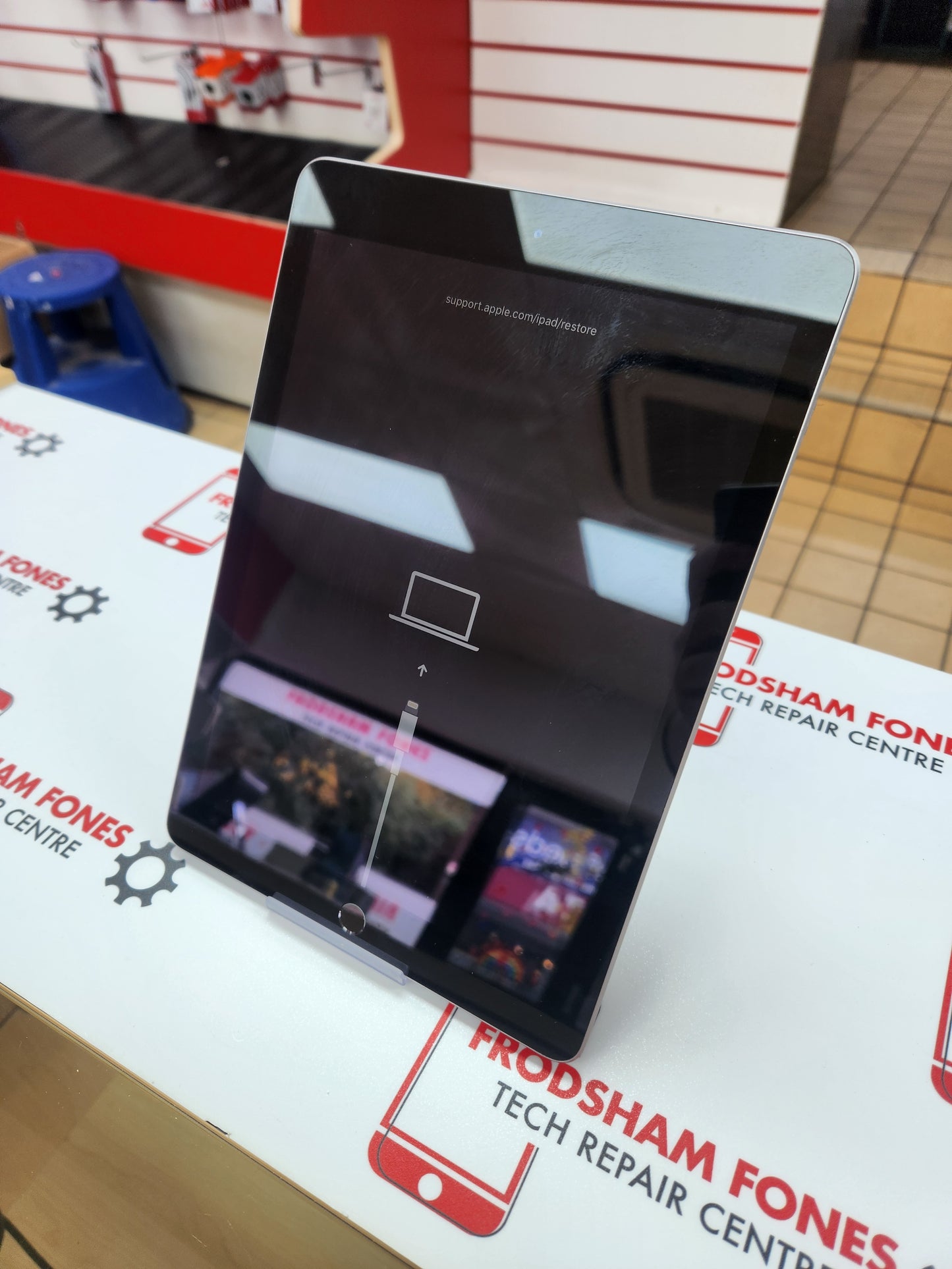 iPad 6th Gen - Silver - Faulty (EB1082)