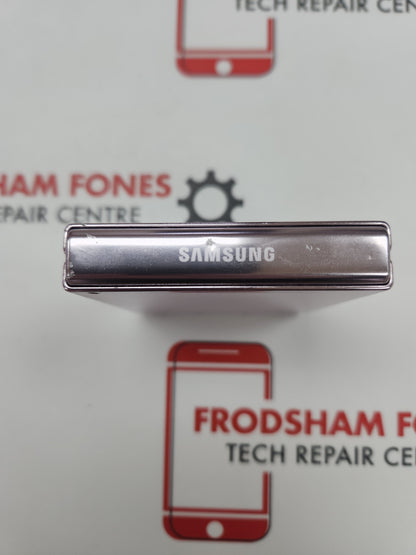 Samsung Z Flip 5 - Pink - Scratched Screen (EB1084)
