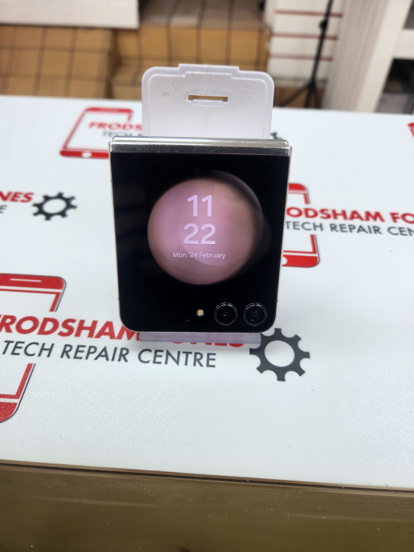 Samsung Z Flip 5 - White - Faulty (EB1085)