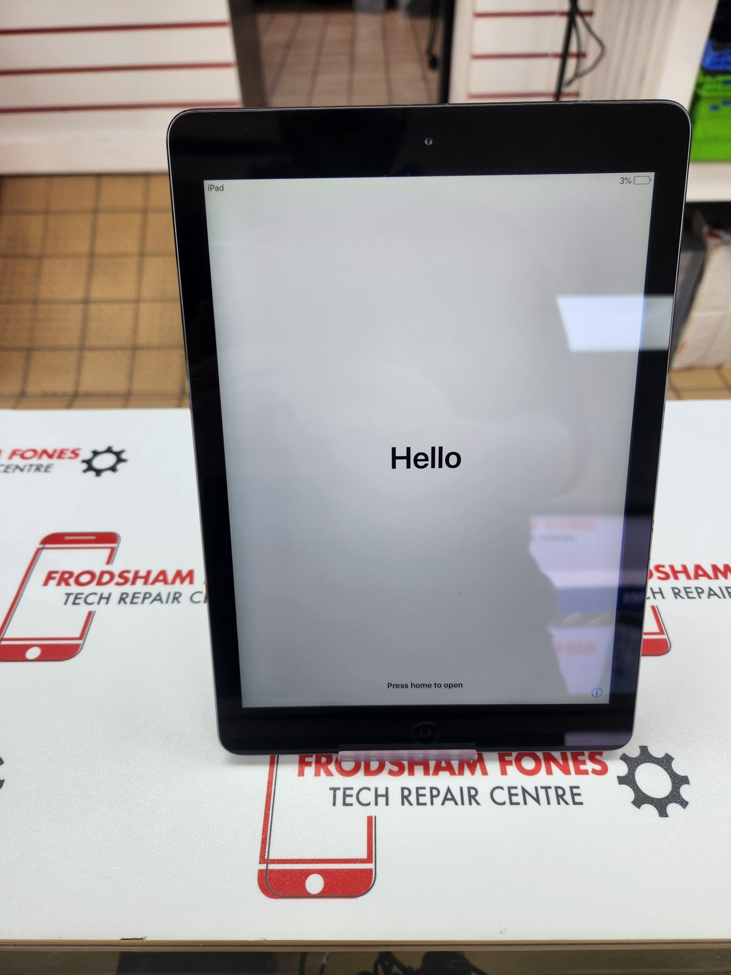 iPad Air 1 - Silver (EB1087)