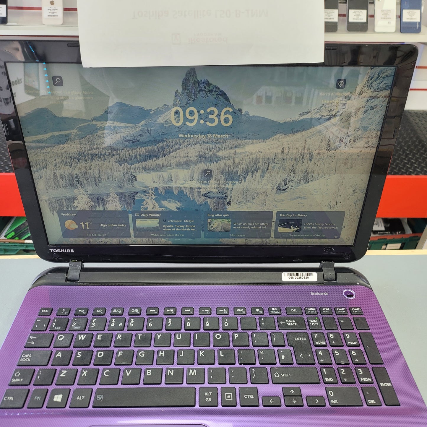 Toshiba Satellite L50 - Intel Core i3 - Purple - 4GB RAM - 1TB Hard Drive - Grade C (IRT4808)