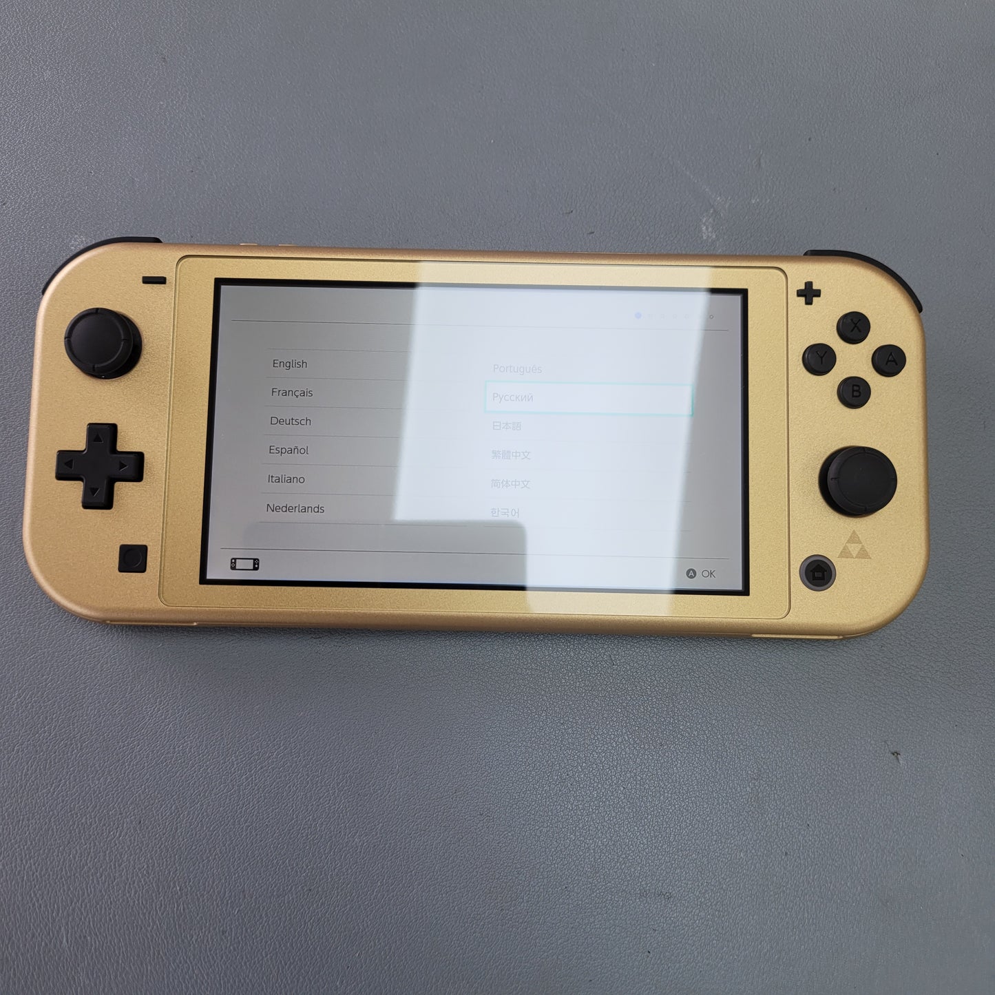 Nintendo Switch Lite Zelda Edition - Gold - Grade A - 32GB (SPT5053)