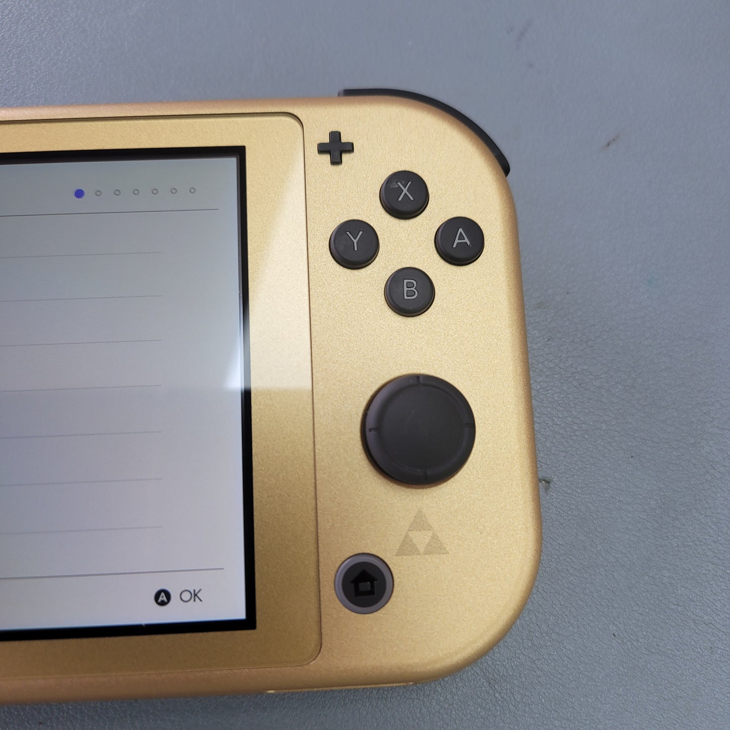 Nintendo Switch Lite Zelda Edition - Gold - Grade A - 32GB (SPT5053)